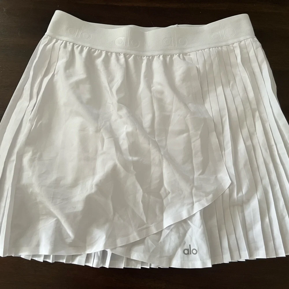 ALO Yoga White Mini Wrap Skirt